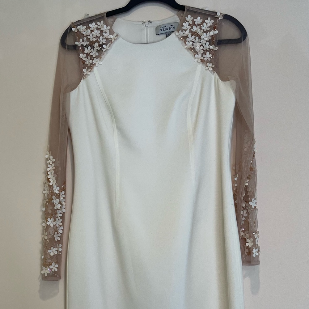 Teri Jon White Dress Size 6 New with tags